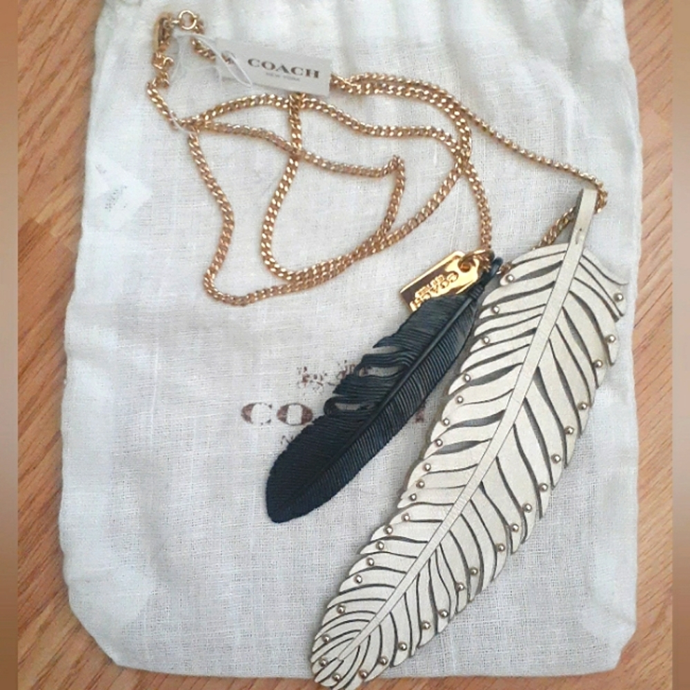NWT Coach Feather Necklace, Gold Black White